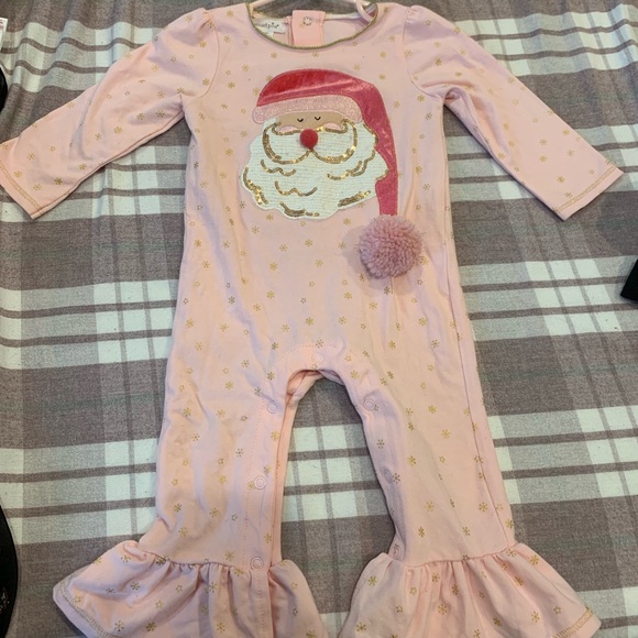 MUDPIE Santa Romper - Picture 1 of 4